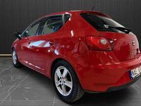 Begagnad Seat Ibiza Style 105 HK (77 kW) 2012 Röd Halvkombi