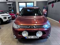 begagnad Mitsubishi Outlander 2.2 Di-D 4WD 150hk Automat, 2-Brukare