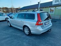 begagnad Volvo V70 D2 Momentum Euro 5, Drag