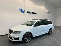 begagnad Skoda Octavia RS 4x4 2.0 TDI 184hk Drag D-värm B-Kam Canton