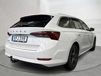 Begagnad Skoda Octavia G-TEC 130 HK (95 kW) 2022 Vit Kombi