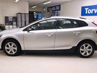 begagnad Volvo V40 CC T3 Geartronic Kinetic V-hjul & Drag 2018, Kombi