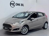 Begagnad Ford Fiesta Titanium 101 HK (74 kW) 2016 Brun Halvkombi