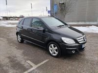 Begagnad Mercedes B180 116 HK (85 kW) 2011 Minibuss