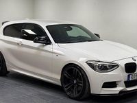 Begagnad BMW M135 Comfort Edition 320 HK (235 kW) 2012 Vit Halvkombi