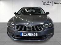 Begagnad Skoda Superb LAURIN & KLEMENT 182 HK (133 kW) 2018 Grå Kombi
