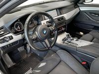 begagnad BMW 530 d xDrive Touring M-Sport Innovation 2017, Kombi