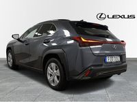 begagnad Lexus UX 250h E-Four F SPORT DESIGN AWD V-HJUL 2023, SUV
