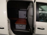 Begagnad VW Caddy Maxi 102 HK (75 kW) 2018 Vit Minibuss