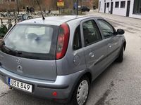begagnad Opel Corsa 5-dörrar 1.2, låga mil och fåtal ägare