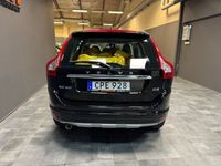 begagnad Volvo XC60 D3 Geartronic Momentum Ocean Race150hk 2016