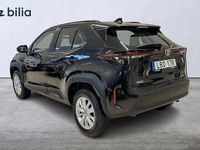 Begagnad Toyota Yaris Cross Active 92 HK (67 kW) 2025 Svart SUV