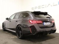 Begagnad BMW M5 Comfort Edition 728 HK (535 kW) 2025 Sophistogrå metallic Kombi