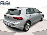 begagnad VW Golf VIII TSI 110hk P-sensor/Carplay/Navi