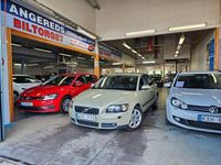 Begagnad Volvo S40 Kinetic 170 HK (125 kW) 2005 Ljusgrön Sedan