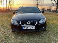 begagnad Volvo V70 D4 Summum