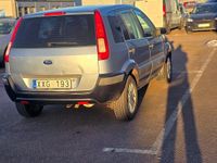 Begagnad Ford Fusion 80 HK (58 kW) 2006 Halvkombi