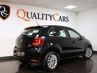 Begagnad VW Polo 90 HK (66 kW) 2016 Svart Halvkombi