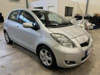 begagnad Toyota Yaris 5-dörrar 1.0 VVT-i Euro 4 Ny Besiktad,Ny Servic