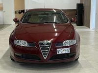 Begagnad Alfa Romeo GT Distinctive 166 HK (122 kW) 2005 Röd Sportkupé