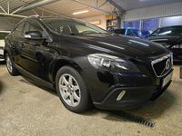 Begagnad Volvo V40 Kinetic 150 HK (110 kW) 2017 Svart Halvkombi
