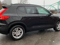 Begagnad Volvo XC40 R-Design 163 HK (119 kW) 2021 Svart SUV