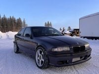 Begagnad BMW 320 175 HK (128 kW) 1998 Sedan