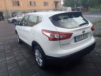 begagnad Nissan Qashqai 1.5 dCi Euro 6 110hk .Låga mil .Ny besiktad