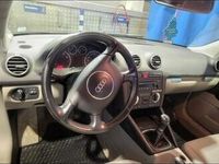 begagnad Audi A3 2.0 FSI Attraction, Comfort Euro 4