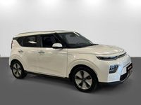Begagnad Kia Soul EV Advance 150 kW (204 HK) 2023 /swp/ snow white pearl m SUV