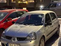 Begagnad Renault Clio R.S. 75 HK (55 kW) 2007 Halvkombi