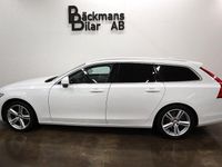 Begagnad Volvo V90 Momentum 190 HK (139 kW) 2016 Vit (ice white) Kombi