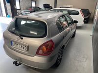 begagnad Nissan Almera 5-dörrar 1.8 Euro 3