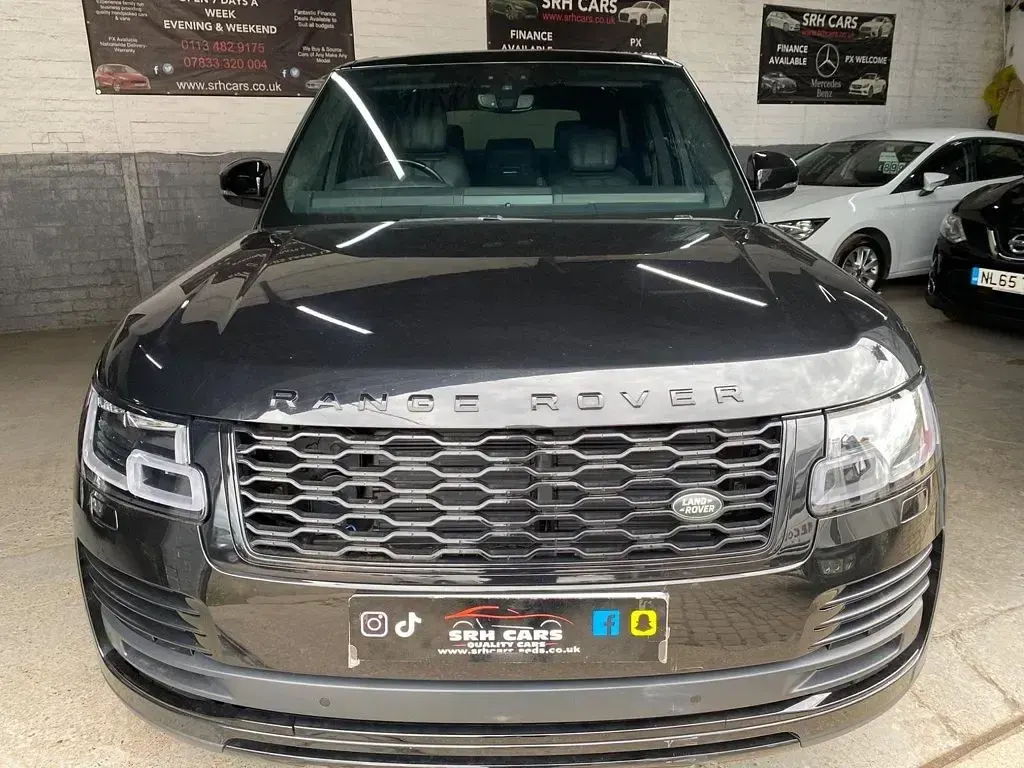 Used Land Rover Range Rover S 300 HP (220 kW) 2021 Black SUV
