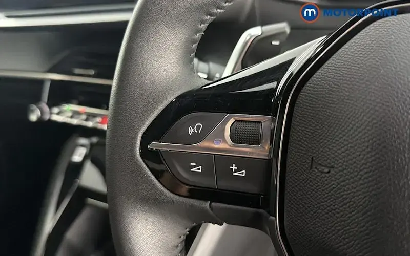 Used Peugeot 2008 Allure 131 HP (96 kW) 2024 Blue SUV