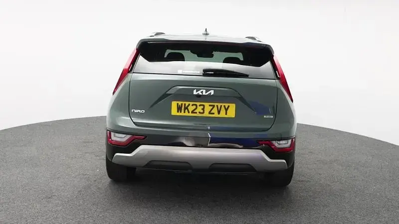 Used Kia Niro 2023 Green SUV
