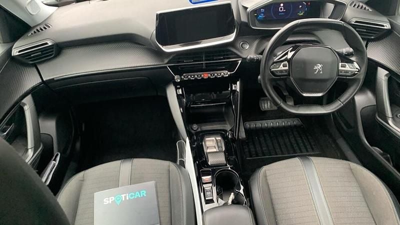 Used Peugeot e-2008 Allure Premium 98 kW (134 HP) 2022 Black SUV