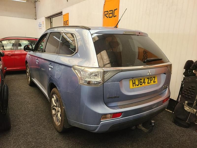 Used Mitsubishi Outlander P-HEV 2014 Blue MPV