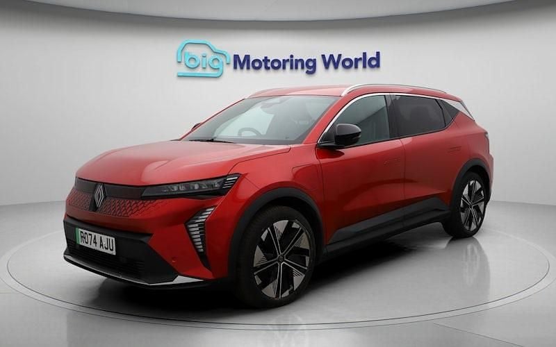Used Renault Scenic E-Tech Komfort 125 kW (170 HP) 2024 Red SUV