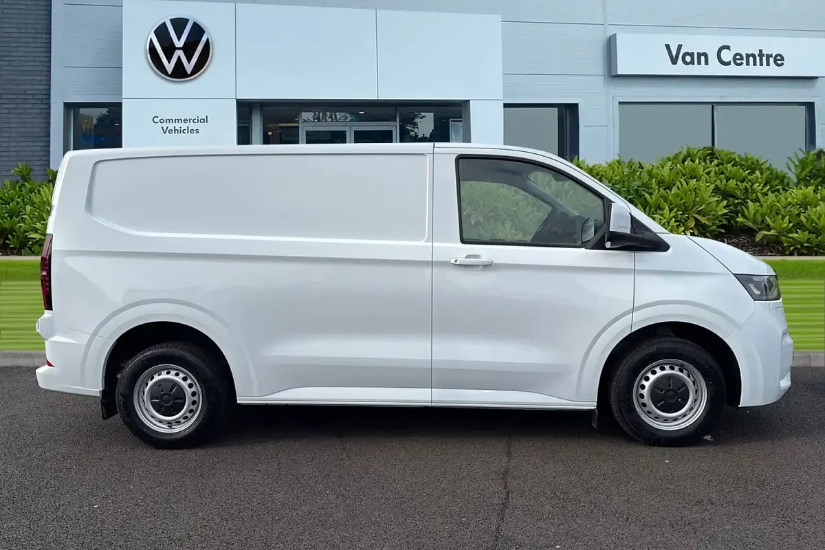 Nouă VW Transporter 100 kW (136 CP) 2026 Alb Van