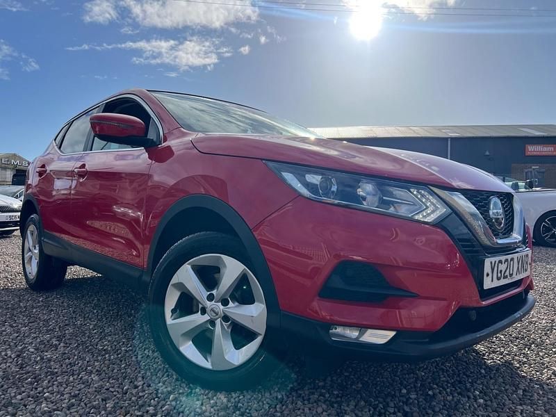 Used Nissan Qashqai Acenta Premium 2020 Red SUV