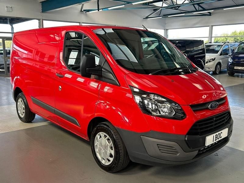 Used Ford Transit Custom 125 HP (91 kW) 2014 Red Van