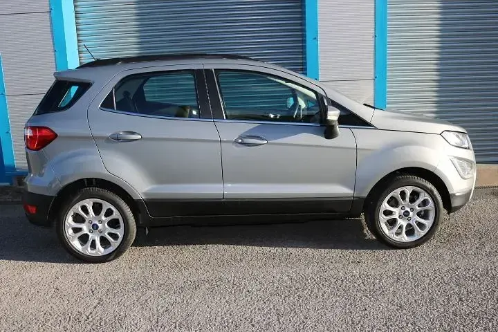 Used Ford Ecosport Titanium 125 HP (91 kW) 2022 Silver SUV