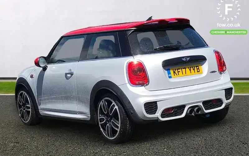 Used Mini John Cooper Works Chili 231 HP (169 kW) 2017 Silver Hatchback