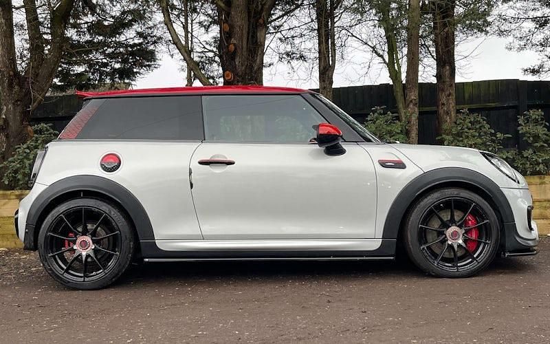 Used Mini John Cooper Works Hatch 231 HP (169 kW) 2017 Silver Hatchback