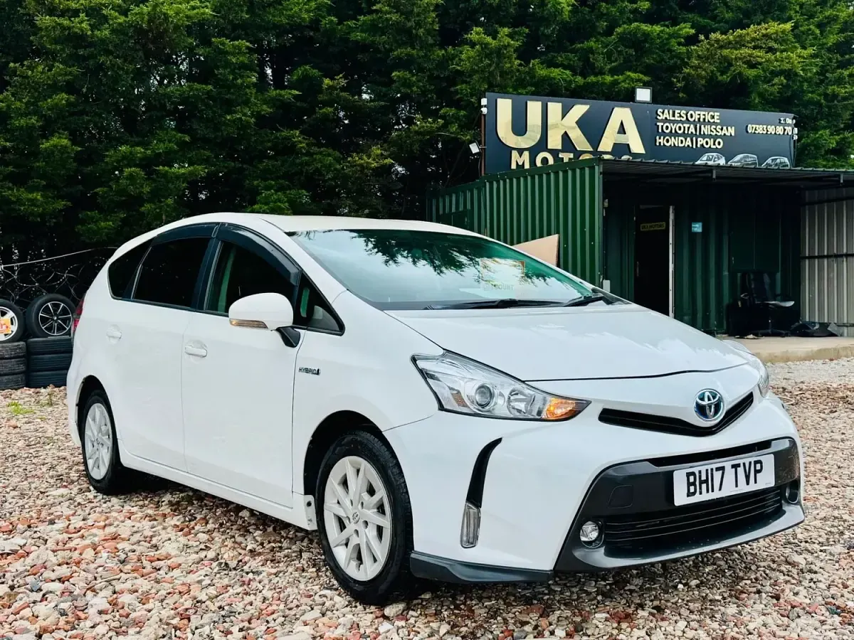 Used Toyota Prius+ 2017 White MPV