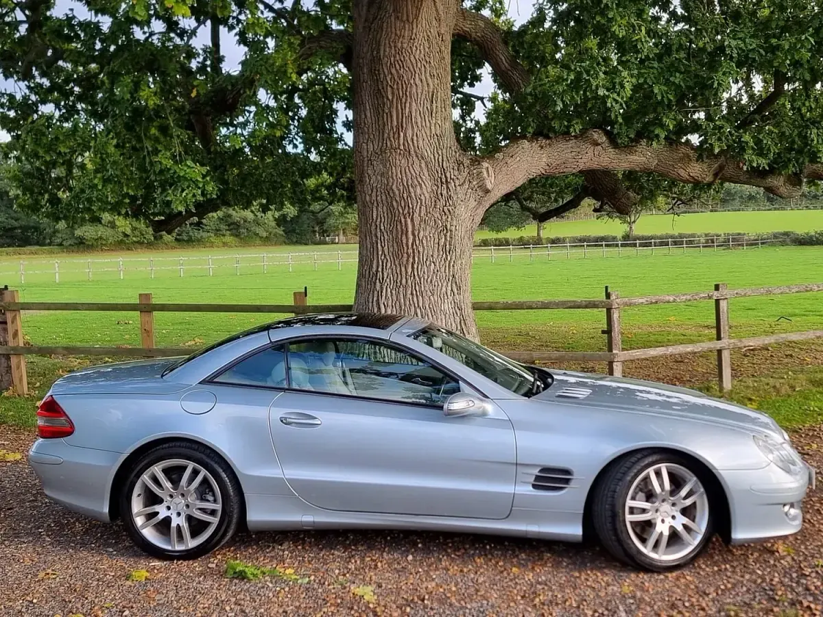 Used Mercedes SL350 272 HP (200 kW) 2007 Silver Cabriolet