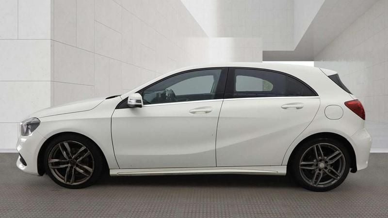 Used Mercedes A200 AMG line 2016 White Hatchback