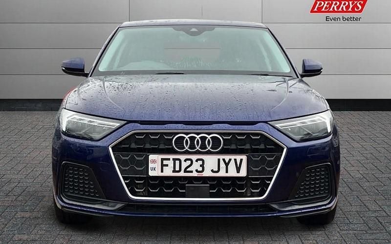 Used Audi A1 Sportback Sport 95 HP (69 kW) 2025 Hatchback