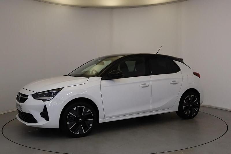 Used Vauxhall Corsa-e 98 kW (134 HP) 2023 White Hatchback